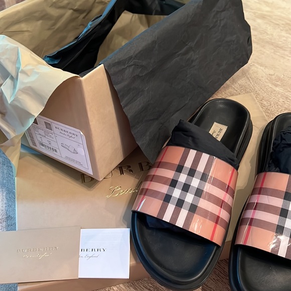 Burberry English Icons Vintage Slide - Picture 3 of 9